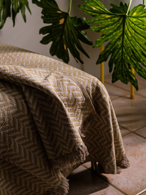 The Hearthside Comfort Gift Set - Turkish Cotton Throw & Gourmet Delight. - Available in 5 different colours
