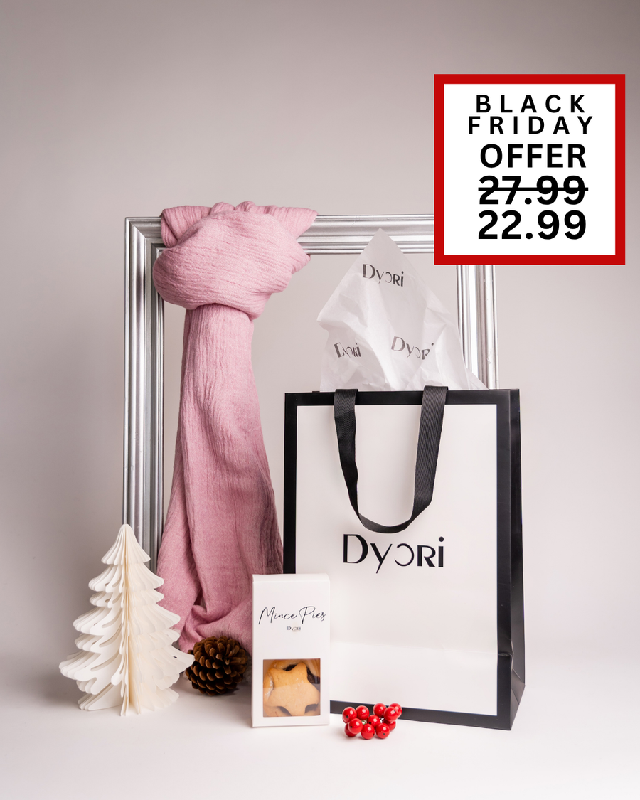 Soft pink scarf displayed with Dyori’s premium gift bag and mince pies for a festive touch. Ideal as a luxury Christmas gift set in Malta. Now €22.99 on Black Friday (was €27.99).