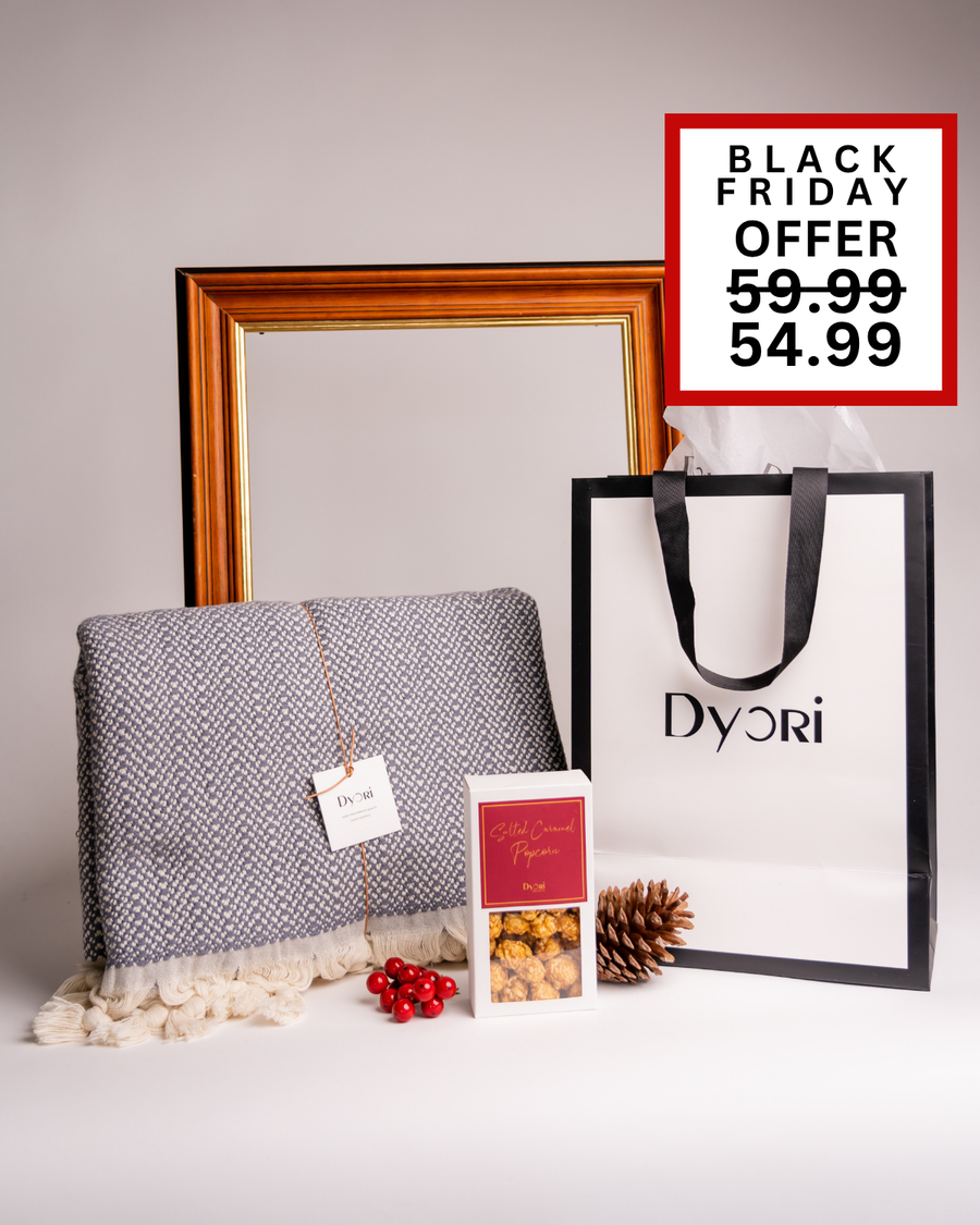 A charming grey woven throw with caramel popcorn and luxury packaging makes this set a refined Christmas gift. Ideal for corporate gifting or cozy winter presents in Malta.