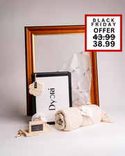 This indulgent spa-themed Christmas gift set by Dyori includes a soft beige towel, artisanal soap bar, and a fragrant bath bomb. Beautifully packaged for gifting, it’s a soothing and elegant present idea, now available during Malta’s Black Friday sale.