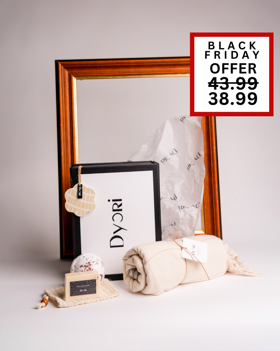 This indulgent spa-themed Christmas gift set by Dyori includes a soft beige towel, artisanal soap bar, and a fragrant bath bomb. Beautifully packaged for gifting, it’s a soothing and elegant present idea, now available during Malta’s Black Friday sale.