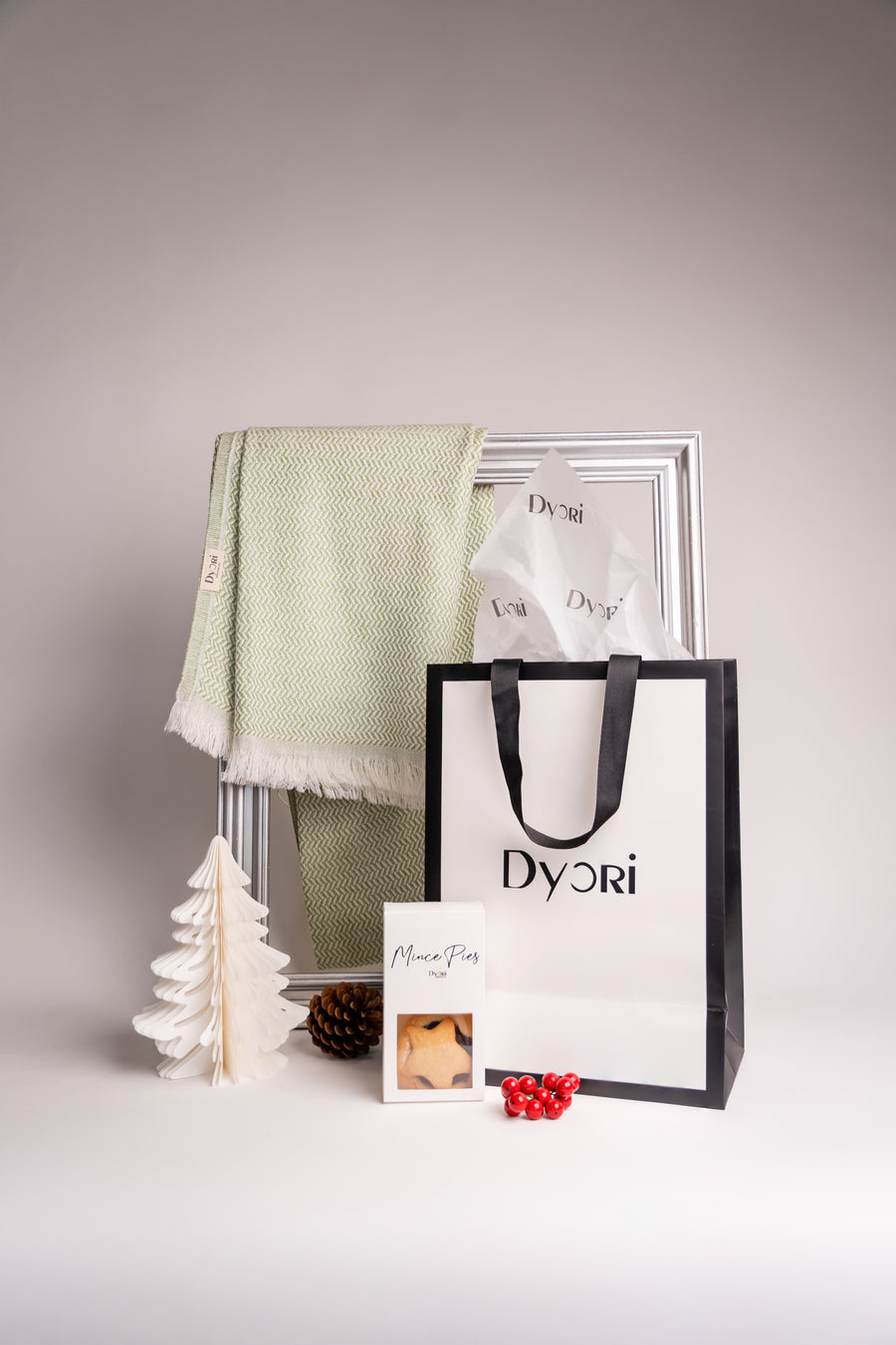 Dyori Spring Sage Bamboo and Cotton Shawl – Light green and cream Turkish shawl with a subtle herringbone weave, soft texture, and fringed edges, perfect for a fresh, elegant look in any season