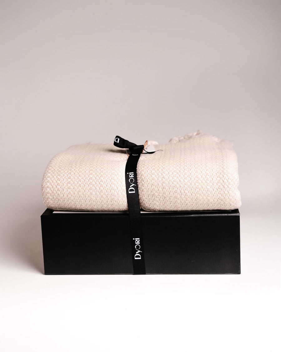 Dyori soft cosy blanket gift presented in a luxury black box – perfect home décor and thoughtful gifts in Malta