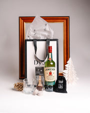 Dyori Jameson whiskey gift set with premium Irish whiskey, crystal glass, chocolate stirrer, chilling stones and luxury gift bag – perfect whiskey gifts in Malta