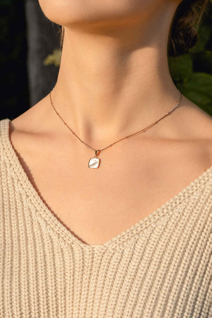 Rose gold minimalist necklace